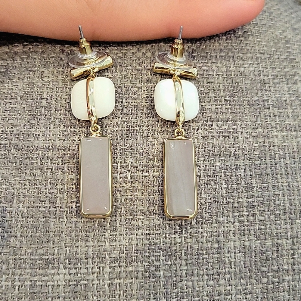 Drop earings - Picture 2 of 3